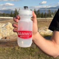 BOTELLA HAMMER TRANSPARENTE/ROJO 550ml