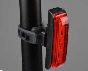 STOP ENJOY EAST EBL-3403 30LM USB C/SENSOR FRENADO RECARGABLE