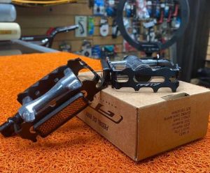 PEDAL ALUM. GW FP-980ZU NIQUELADO ALIVIANADO ROSCA NORMAL
